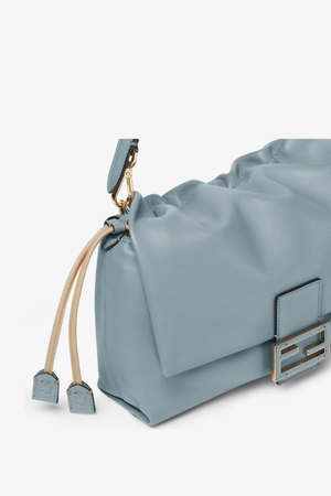 Timeless Classic Shoulder Bag